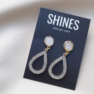 Diamond drop earrings